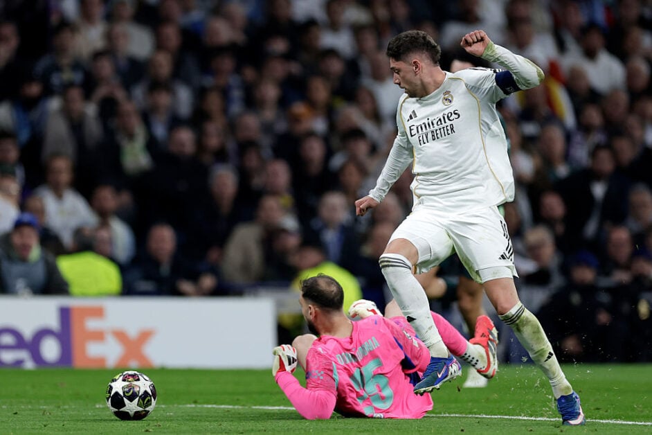 Gianluigi Donnarumma making a mistake against Real Madrid