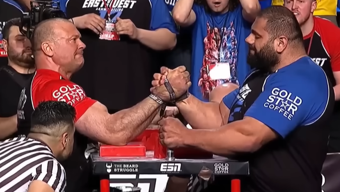 Devon Larratt arm wrestling Levan Saginashvili