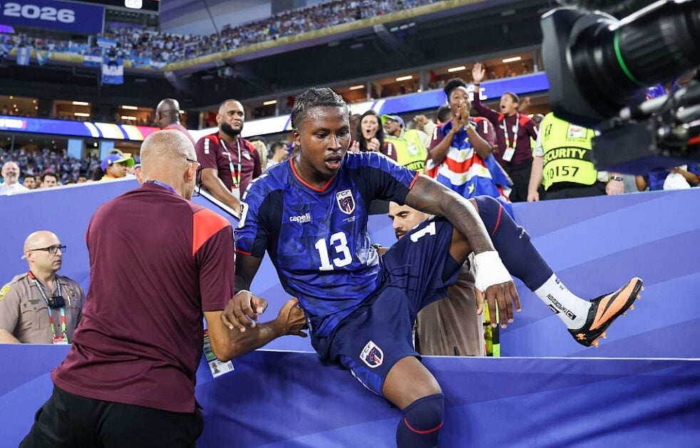 Sidny Lopes Cabral celebrates scoring against Argentina