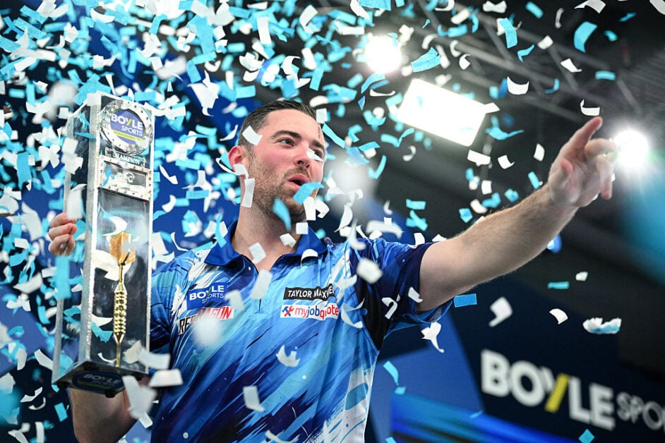 Luke Humphries celebrating winning the World Grand Prix Darts 2026